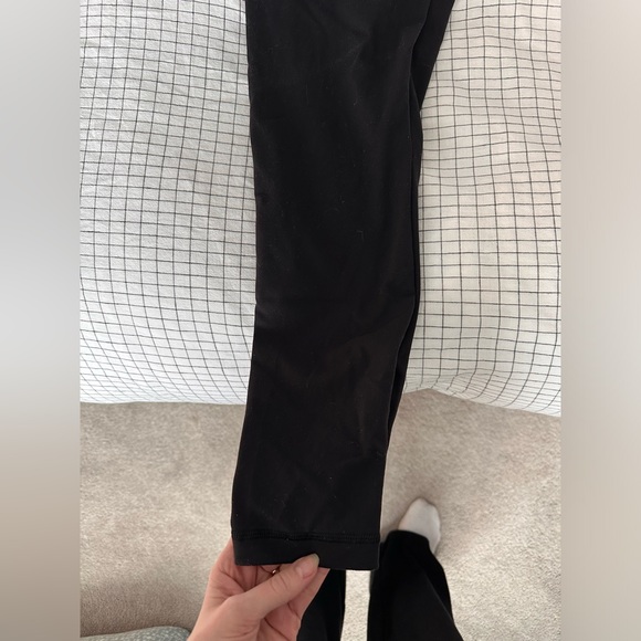 Black Cropped Lululemon Wunder Under Pant - Picture 3 of 8